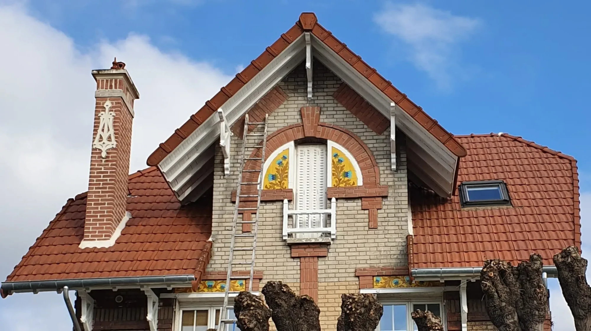 couvreur à herblay-sur-seine entreprise familiale de père en fils intervenant dans le Val-d’Oise pour des travaux de toiture durables avec garantie décennale