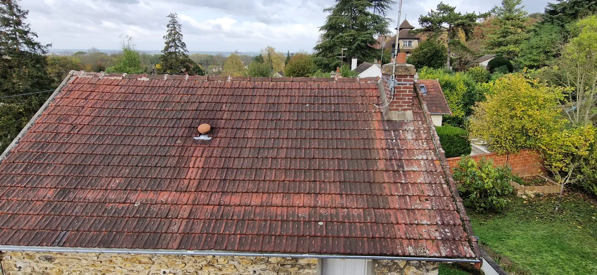 étanchéité toiture à herblay-sur-seine pour prévenir infiltrations, protéger la structure et préserver le confort de la maison