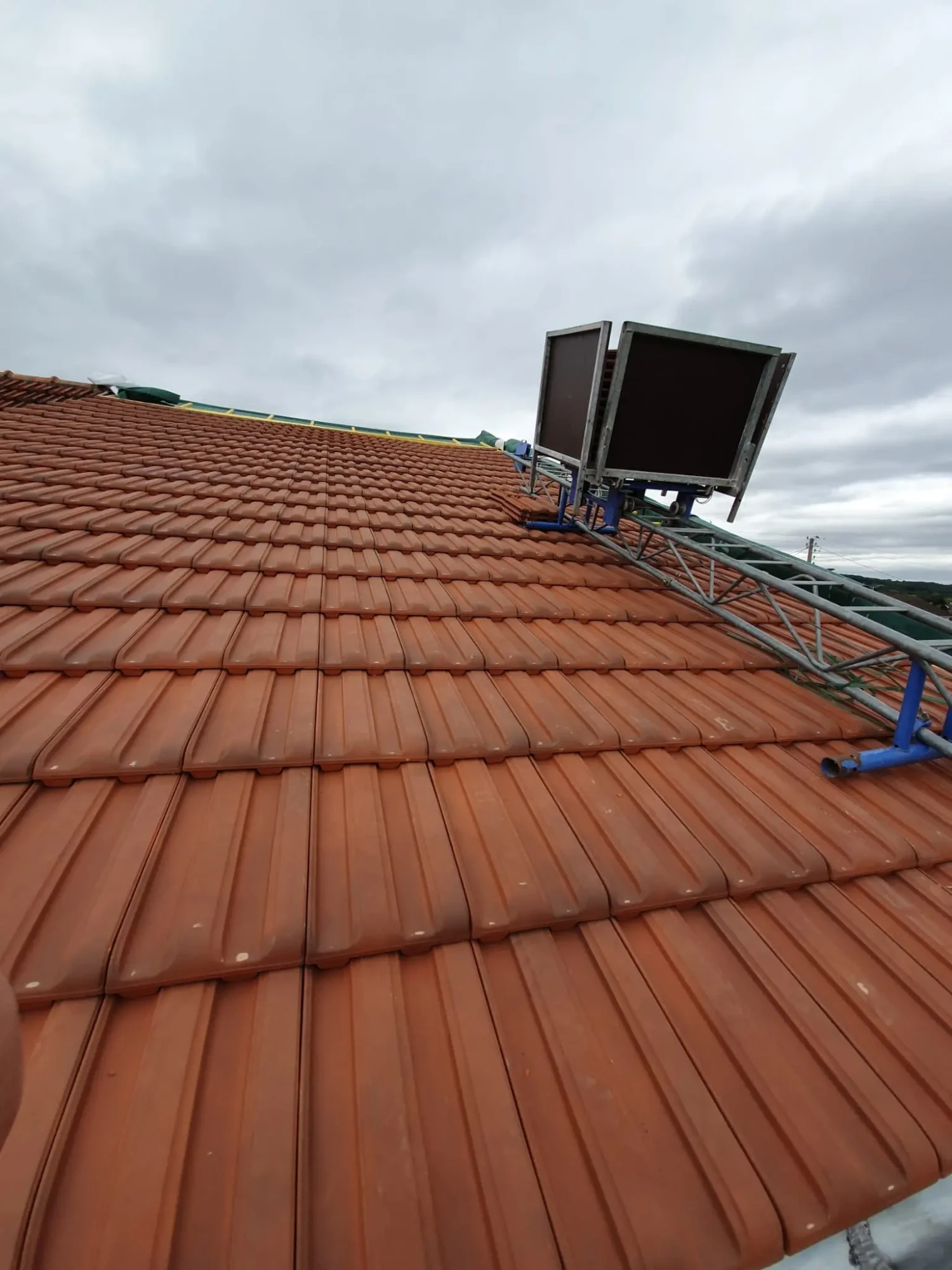 rénovation toiture à herblay-sur-seine avec réfection complète, contrôle de la charpente, étanchéité renforcée et matériaux durables